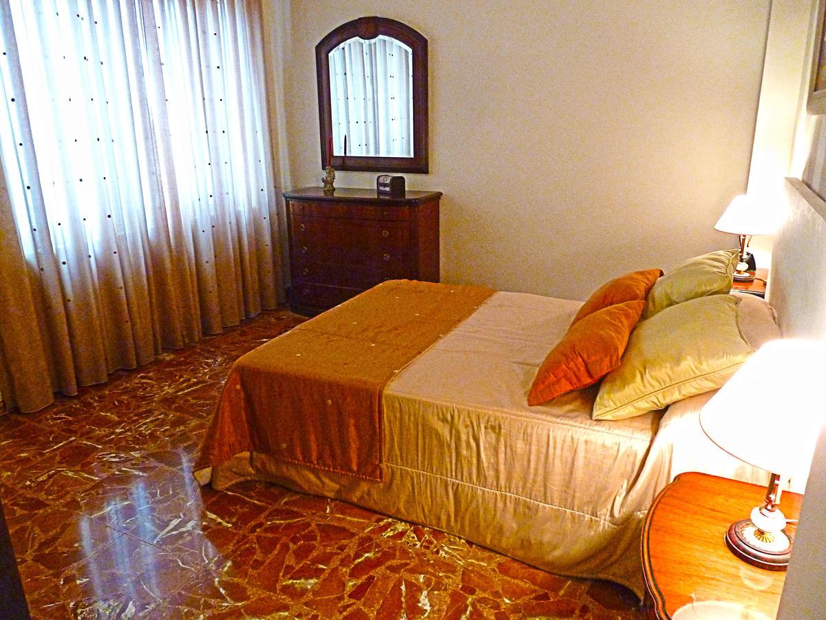 Eduardo Lucena 5, Mezquita Apartment กอร์โดบา ภายนอก รูปภาพ